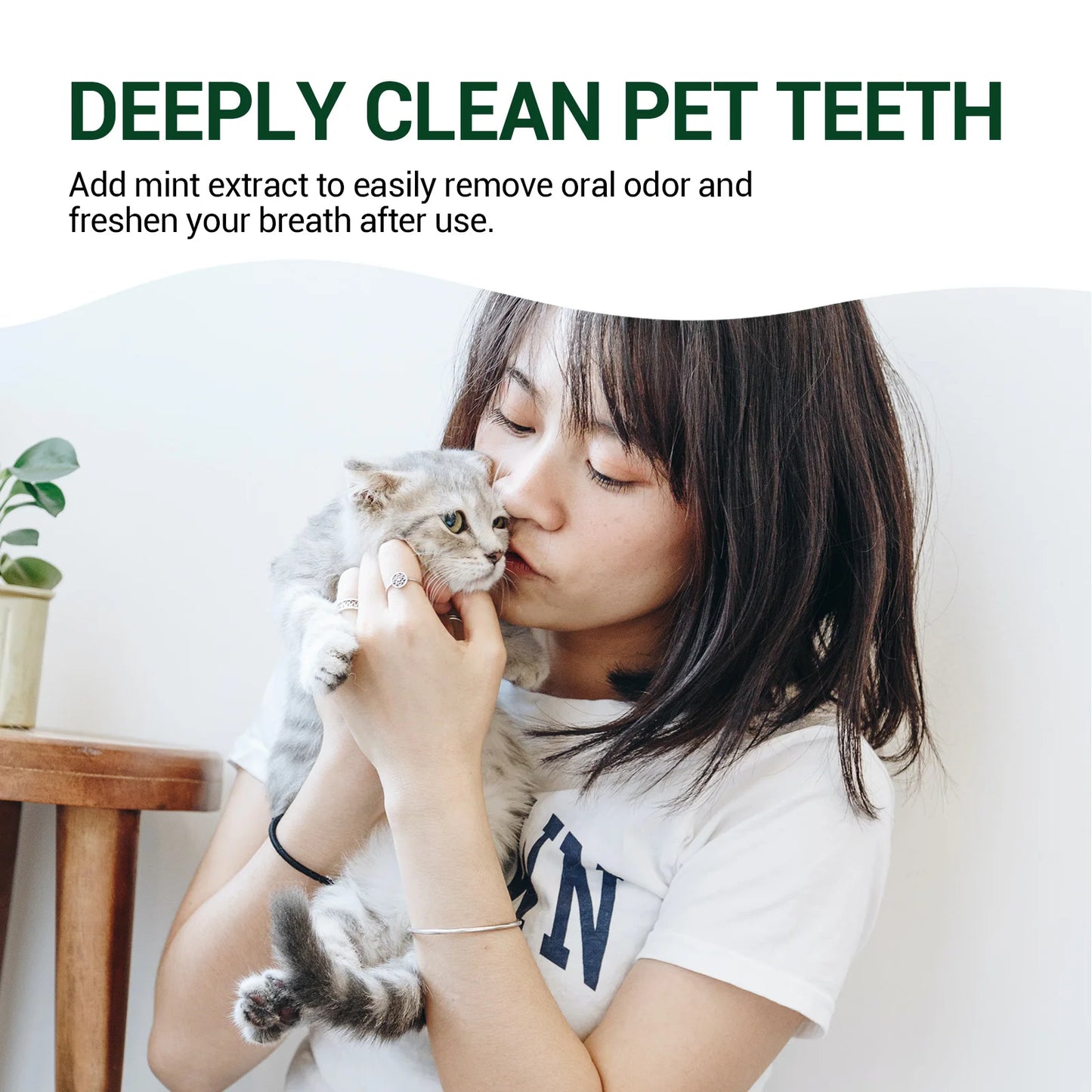 Pet Fresh Breath Cleanser for Dogs and Cats Teeth Water Oral Cleaning with Peppermint and Honeysuckle Extract