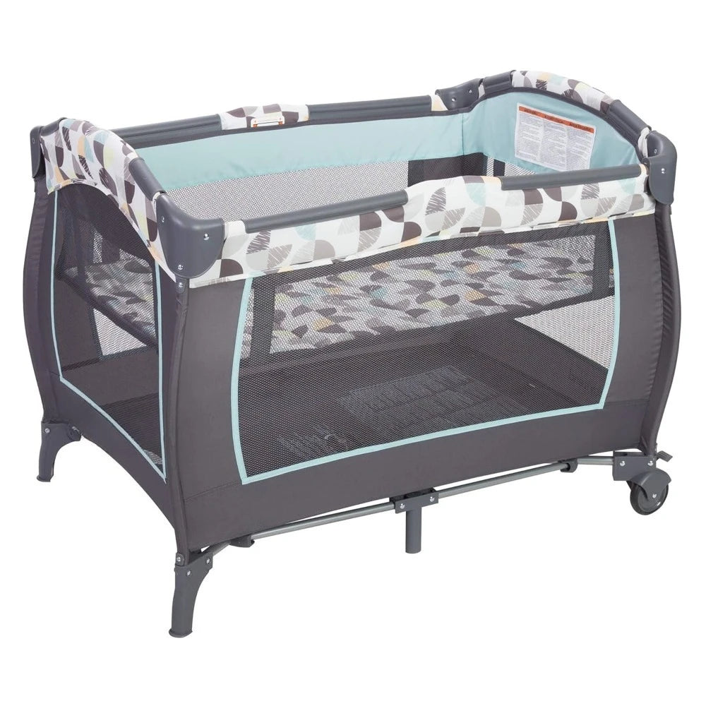 High Quality Trend E Nursery Center Playard with Full Size Bassinet Doodle Dots Easy Compact Fold